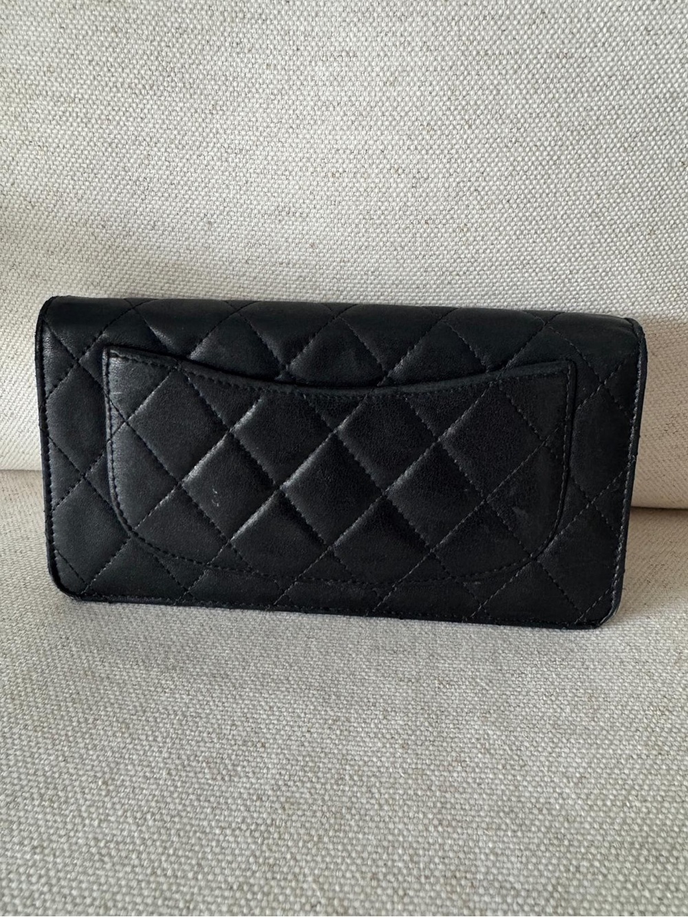 Authentic Chanel Classic Quilted Lambskin Bifold Flap Yen Black Wallet-FLAWED - Picture 5 of 17